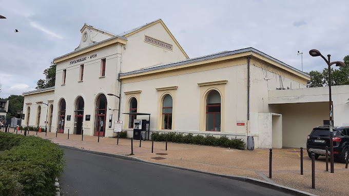 RENOVATION DE LA GARE DE FONTAINEBLEAU SNCF (77) Ixans