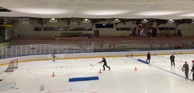 PatinoireAnnecy_OPC_1-1